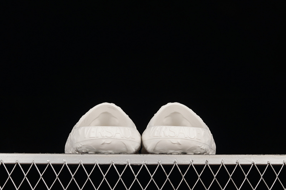 Versace [1GB00]-[VER*SACE MEDUSA DIMENSION SLIPPERS WHITE/WHITE/WHITE]-[WOMAN:36-39]-[MAN:40-45] - Image 9