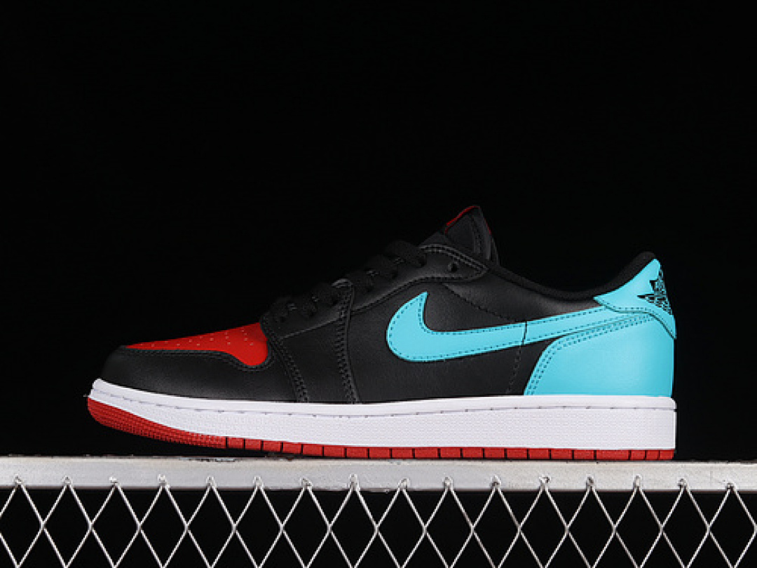 Jordan [CZ0775-046]-[AIR JORDAN 1 LOW OG UNC TO CHICAGO BLACK/DARK POWDER BLUE-GYM RED]-[35.5-47.5], photo 1