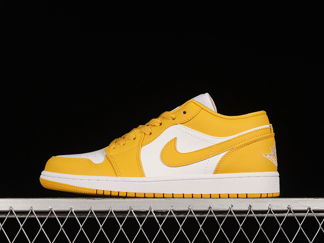 Jordan AIR Jordan 1 LOW WHITE/POLLEN/YELLOW · 553558-171, photo 1