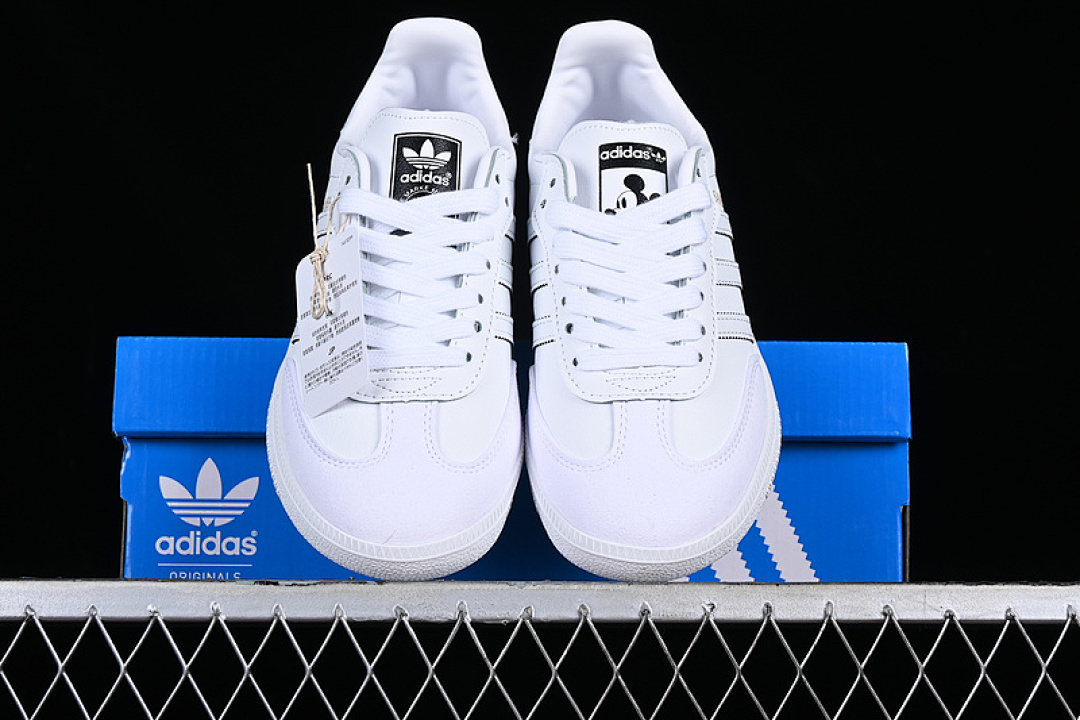 Adidas [GY1889]-[ADIDAS DISNEY X SAMBA VEGAN CLOUD WHITE/CORE BLACK/GOLD METALLIC]-[UNSIEX:36-45] - Image 12