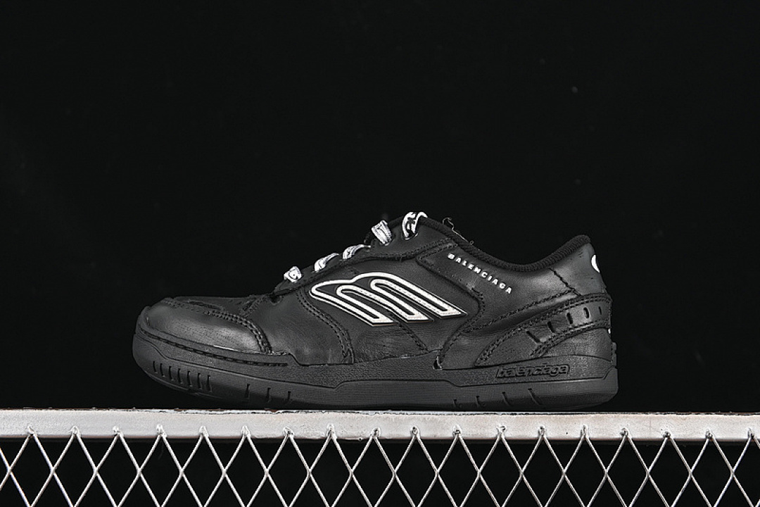 Balenciaga Balenciaga HAMPTONS WORN OUT BLACK/WHITE · WCURB1000, photo 1