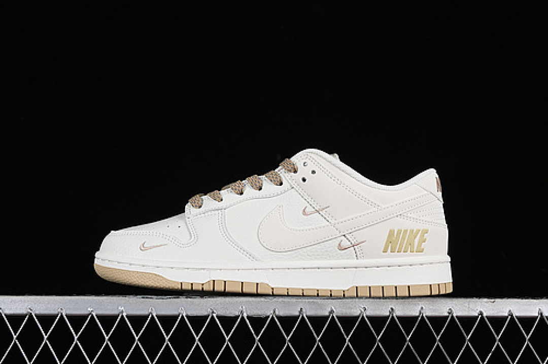 Off-White Nike SB DUNK LOW OFF WHITE/GOLD/BROWN · NK5639-326, photo 1