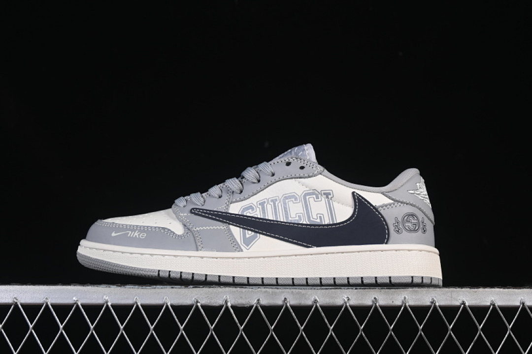 Jordan TRAVIS SCOTT X FRAGMENT DESIGN AIR Jordan 1 LOW OG SP GREY/BLUE · LD2025-023, photo 1