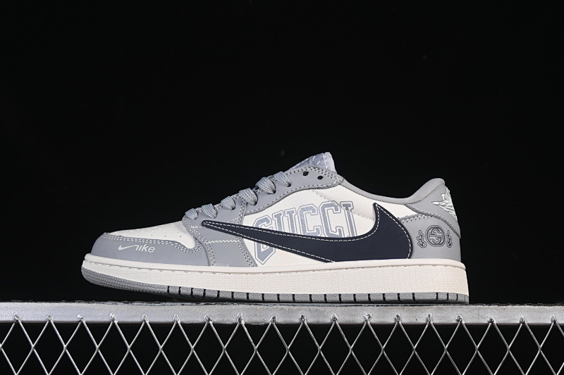 Jordan TRAVIS SCOTT X FRAGMENT DESIGN AIR Jordan 1 LOW OG SP GREY/BLUE · LD2025-023, photo 1