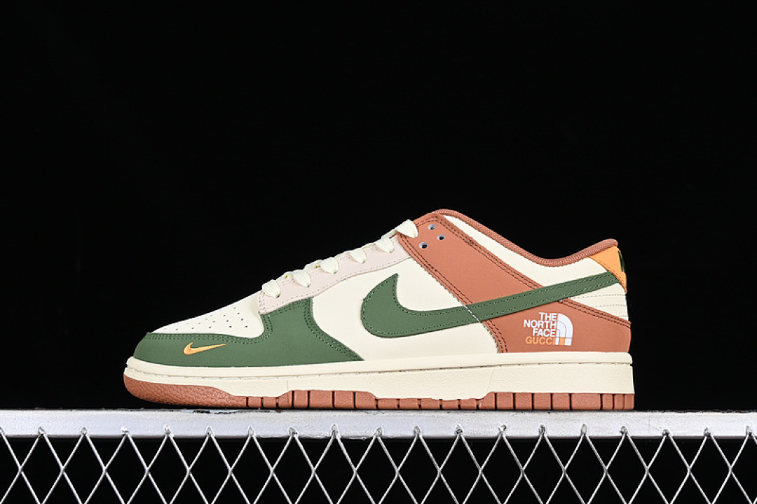 Unbranded [DD1391-105]-[SB DUNK LOW WHITE/GREEN/BROWN]-[WOMAN:36-39]-[MAN:40-45], photo 1