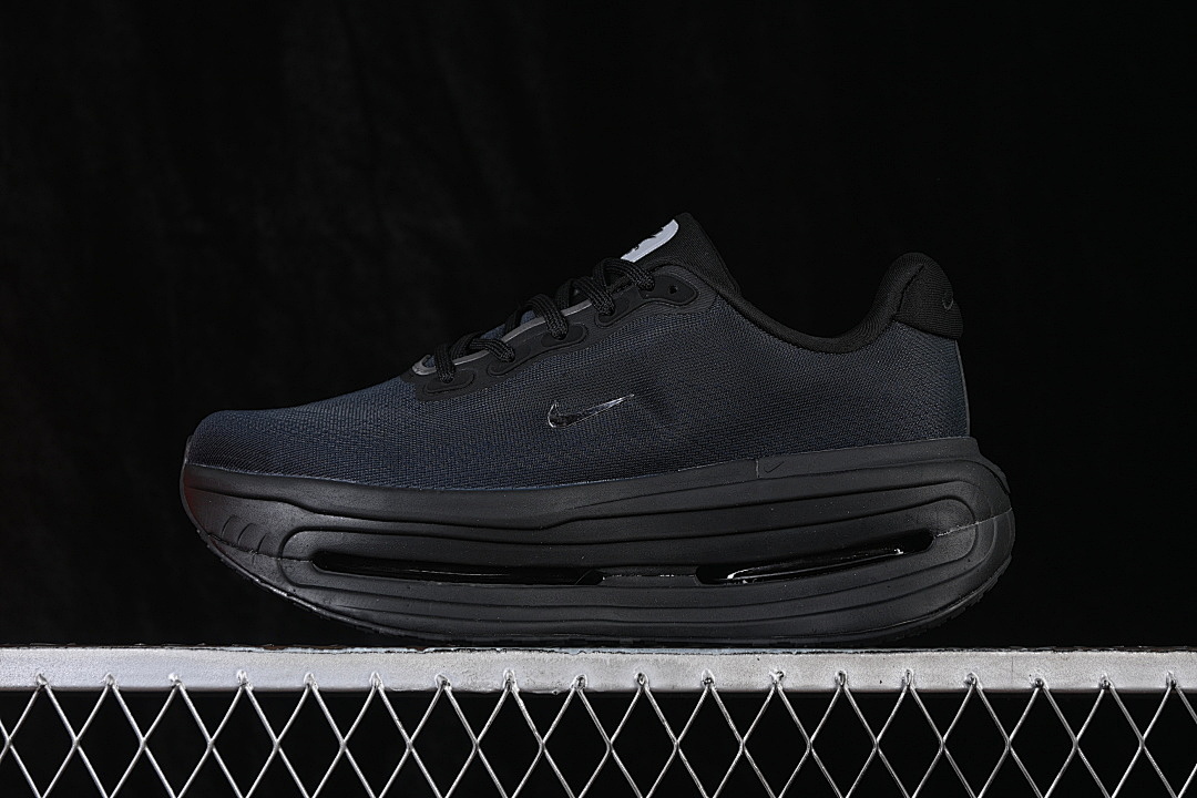 Nike [IQ0627-001]-[VOMERO PREMIUM SP BLACK/BLACK/WHITE]-[WOMAN:36-39]-[MAN:40-46], photo 1