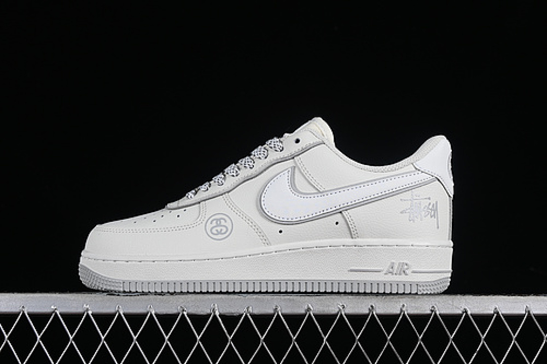 Nike Nike AIR FORCE 1 07 LOW WHITE/GREY · CZ9183-002, photo 1