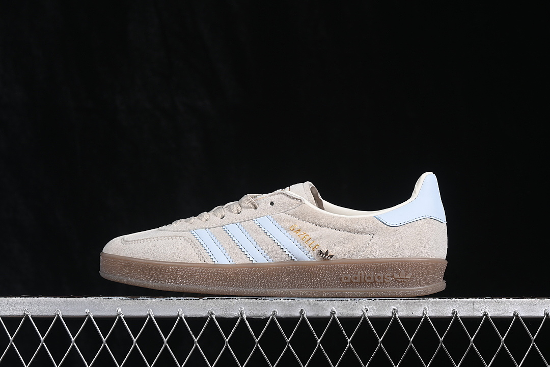 Alo Adidas GAZELLE INDOOR WONDER BEIGE/HALO BLUE/GUM · JR2432, photo 1