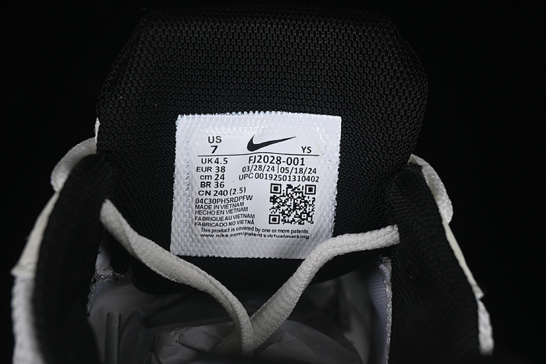 Nike [FJ2028-001]-[AIR ZOOM VOMERO 5 PHANTOM/METALLIC PLATINUM/LIGHT IRON ORE]-[WOMAN:36-40] - Image 6