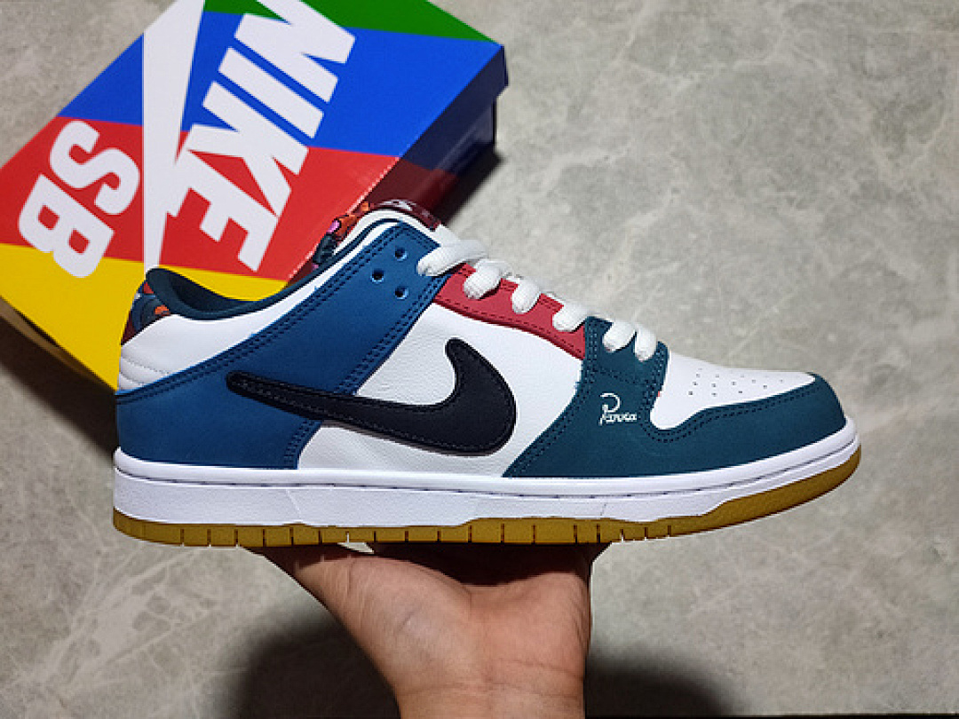 Unbranded [DH7695-100]-[PARRA X SB DUNK LOW WHITE/MULTI-COLOR]-[WOMAN:36-39]-[MAN:40-47.5], photo 1