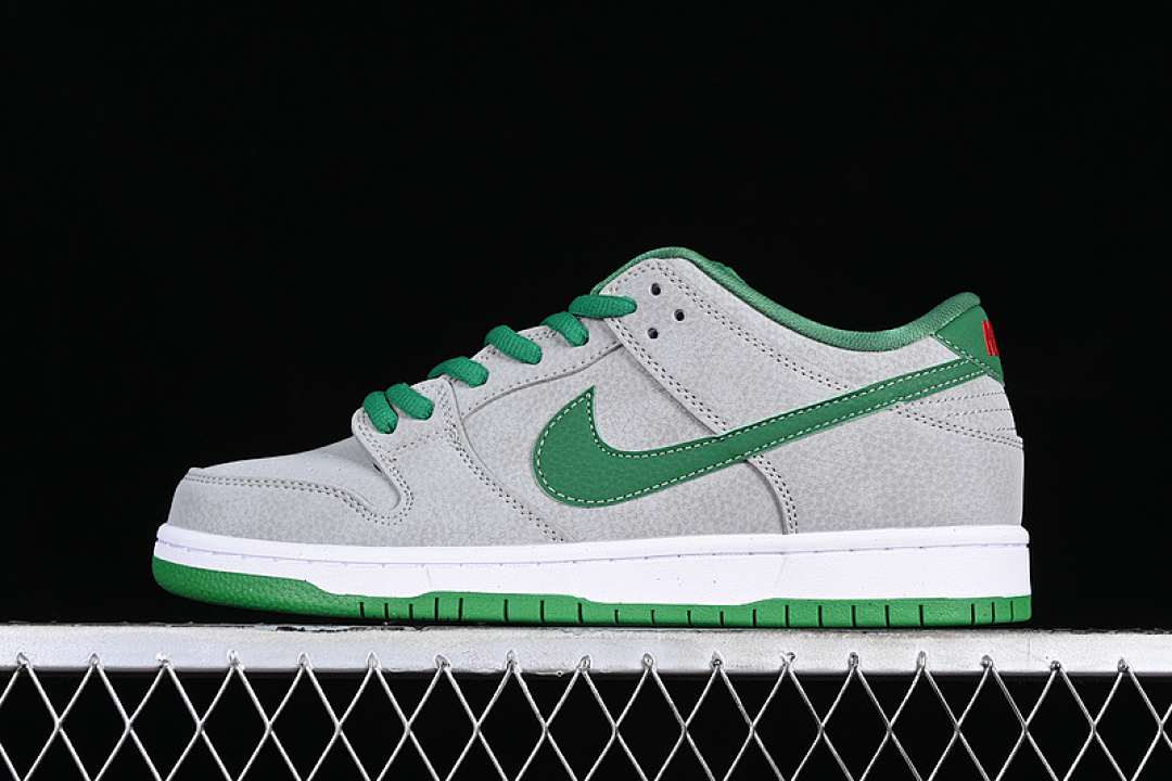 Unbranded [313170-030]-[DUNK LOW PREMIUM SB MEDUSA MTT SLVR/CLSSC GRN-SL-VRSTY RD]-[UNSIZE:36-46], photo 1