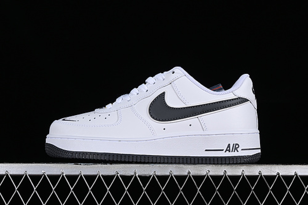 Nike Nike AIR FORCE 1 07 LOW SWOOSH WHITE/GREY/GOLD · CV5696-969, photo 1