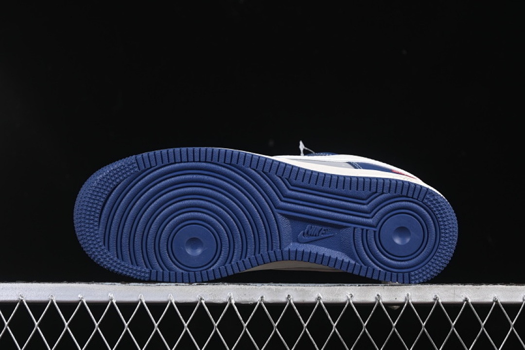 Nike [XD2588-602]-[AIR FORCE 1 07 LOW SUPERME NAVY BLUE/WHITE/RED]-[WOMAN:36-39]-[MAN:40-45] - Image 14