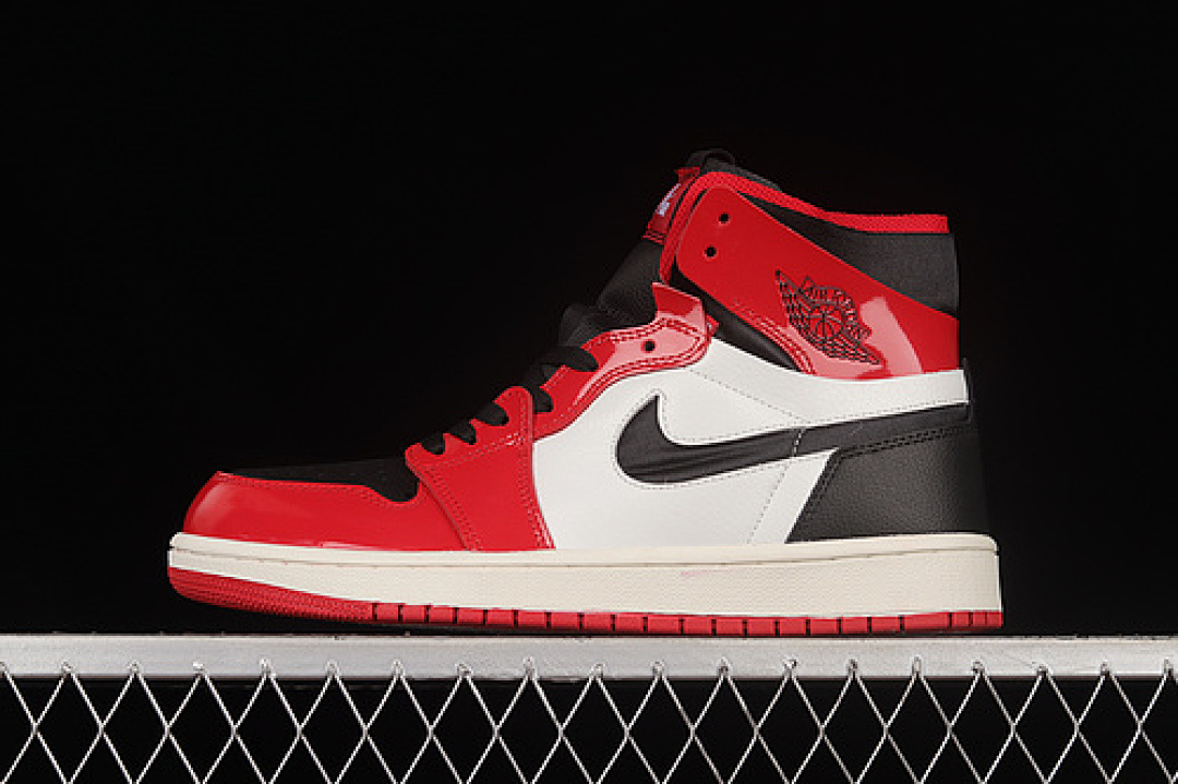 Jordan AIR Jordan 1 HIGH ZOOM COMFORT CHICAGO BULLS BLACK/RED/WHITE · CT0979-610, photo 1