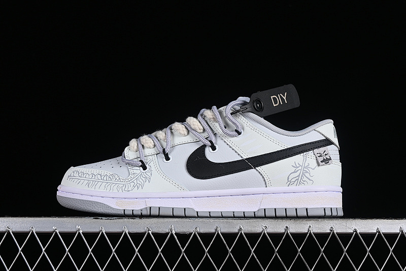 Nike DUNK LOW SB PURE PLATINUM/WHITE/WOLF GREY · DJ6188-001, photo 1