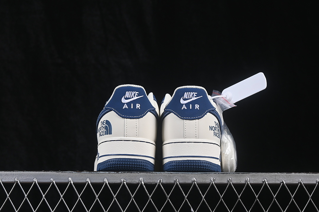 Nike [DD1982-366]-[AIR FORCE 1 07 LOW CASUAL SNEAKERS NAVY BLUE/WHITE]-[WOMAN:36-39]-[MAN:40-45] - Image 13
