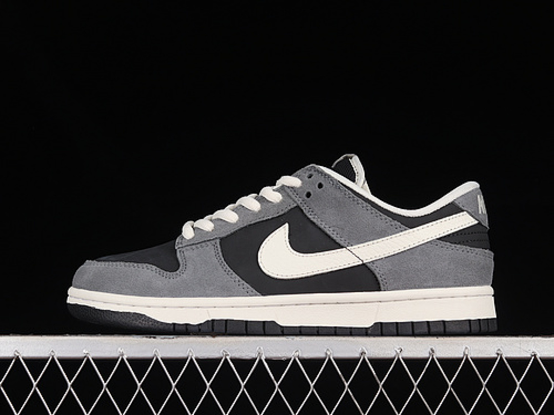 Unbranded [304714-004]-[DUNK LOW SB BLACK/STEALTH/WHITE]-[MAN:39-45], photo 1