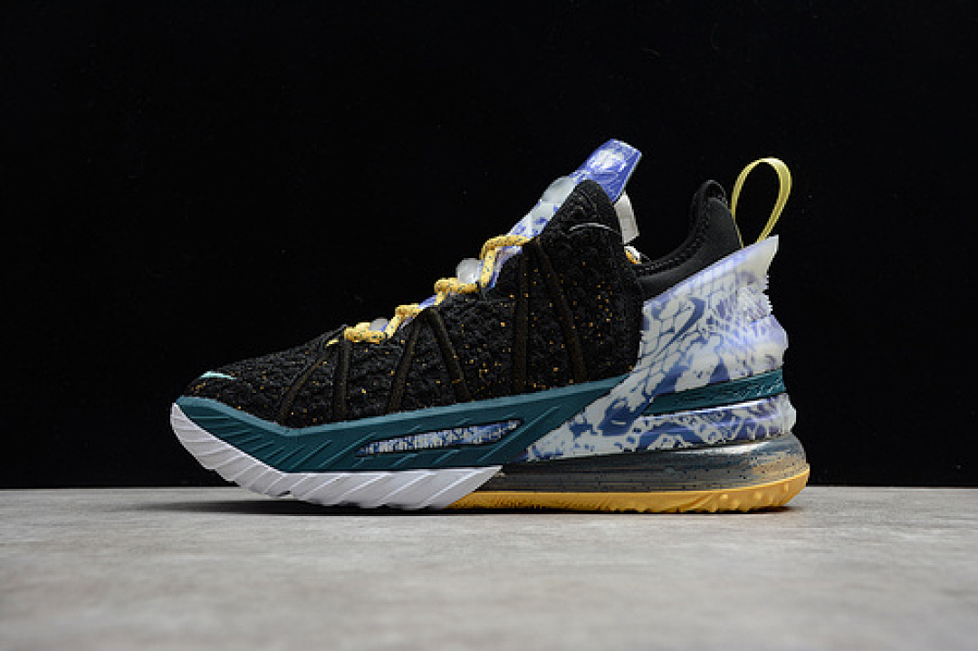 On Running [DB7644-003]-[LEBRON 18 REFLECTIONS BLACK/GOLD-DARK TEAL]-[MAN:39-46], photo 1