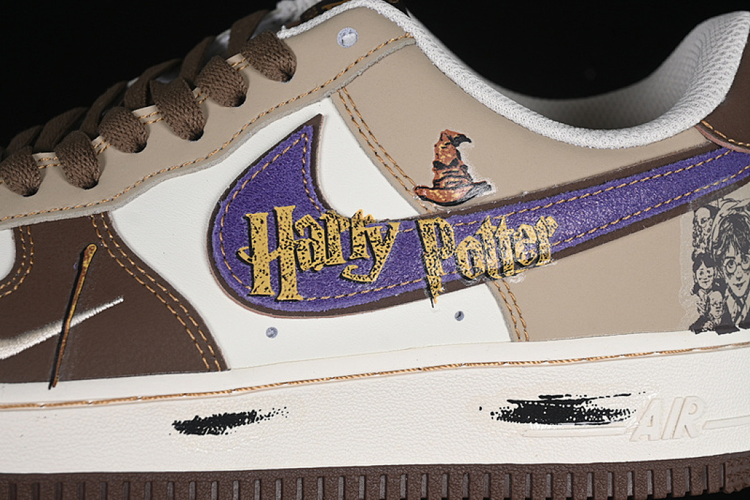Nike [LJ2288-111]-[AIR FORCE 1 07 LOW HARRY POTTER WHITE/GREY/BROWN]-[WOMAN:36-39]-[MAN:40-45] - Image 8
