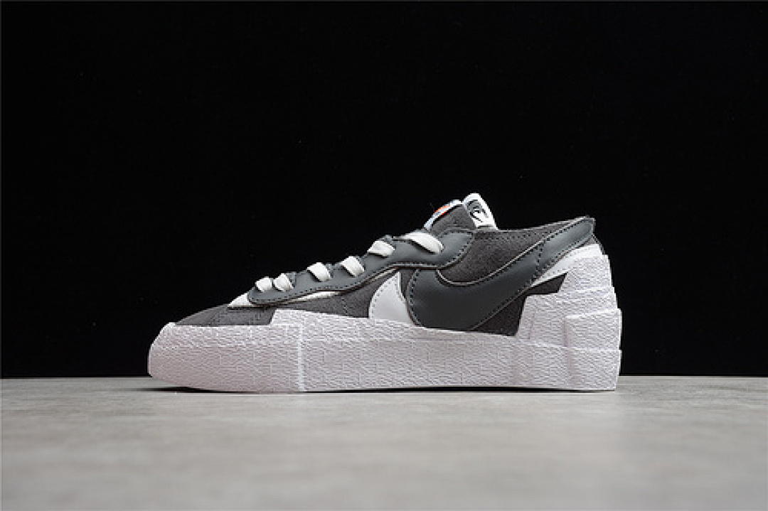 Sacai [DD1877-002]-[SACAI X BLAZER LOW BLACK/BLACK/WHITE]-[WOMAN:36-39]-[MAN:40-45], photo 1