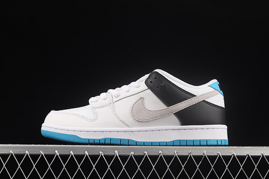 Unbranded [BQ6817-101]-[SB DUNK LOW PRM WHITE/BLACK/LASER BLUE]-[UNSIEX:36-46], photo 1