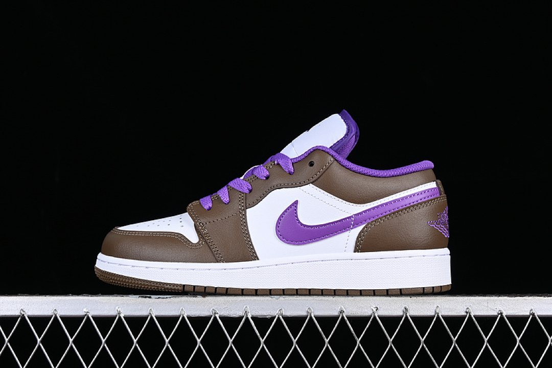 Jordan AIR Jordan 1 LOW GS PALOMINO/WHITE/WILD BERRY · 553560-215, photo 1