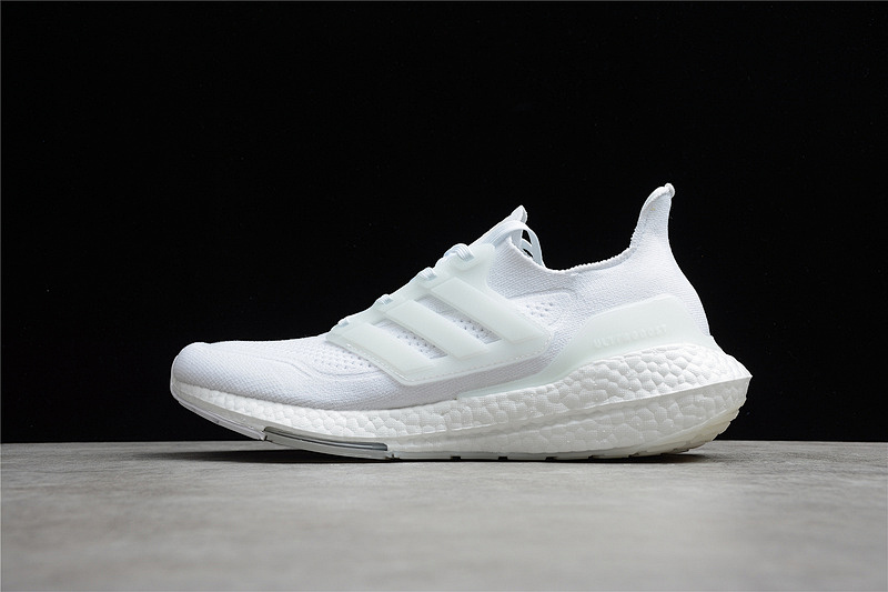 ULTRABOOST 21 SHOES CLOUD WHITE/CLOUD WHITE/GREY THREE · FY0379, photo 1
