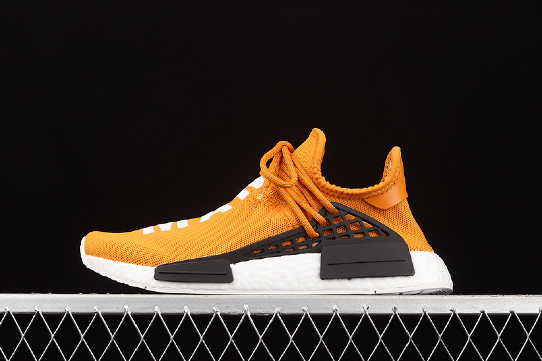 PHARRELL X NMD HUMAN RACE ORANGE/CLOUD WHITE/CORE BLACK · BB3070, photo 1