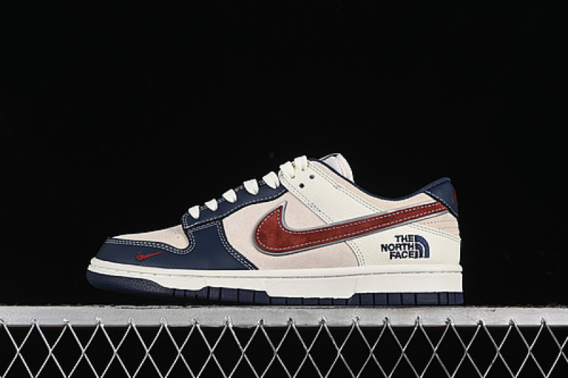 Nike SB DUNK LOW WHITE/BLUE/BROWN/RED · DJ2024-036, photo 1