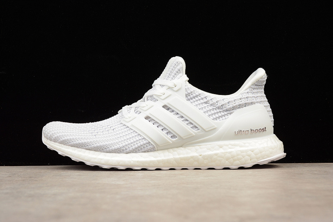 ULTRABOOST 4.0 CWHITE/CWHITE/CWHITE · BB6168, photo 1