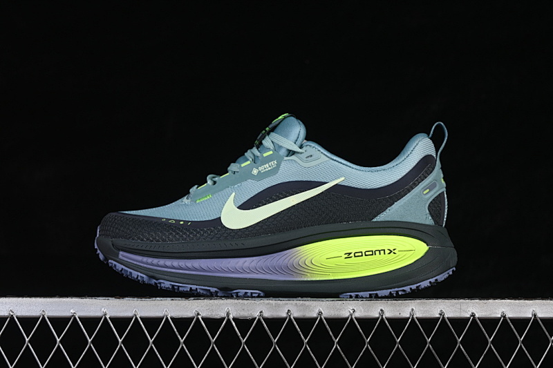 Nike Nike VOMERO 18 GORE-TEX SEAWEED/CANNON/VOLT/BARELY VOLT · HQ7001-300, photo 1