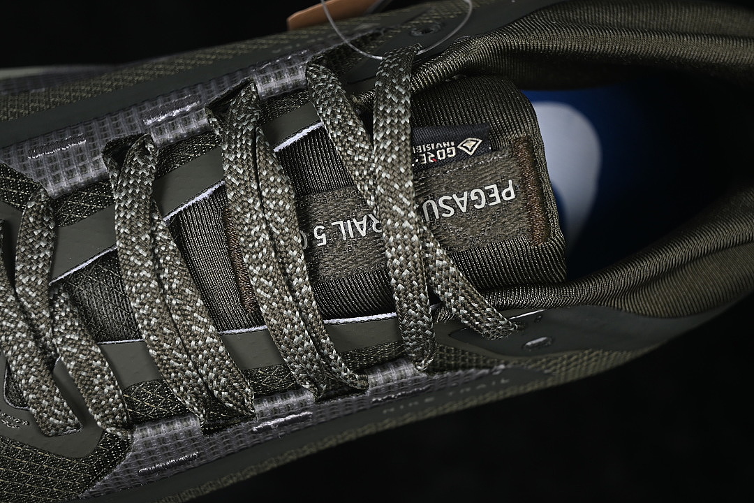 Nike [HQ7494-300]-[PEGASUS TRAIL 5 RUNNING SHOES BLACK/INKINESS]-[WOMAN:39]-[MAN:40-45] - Image 8
