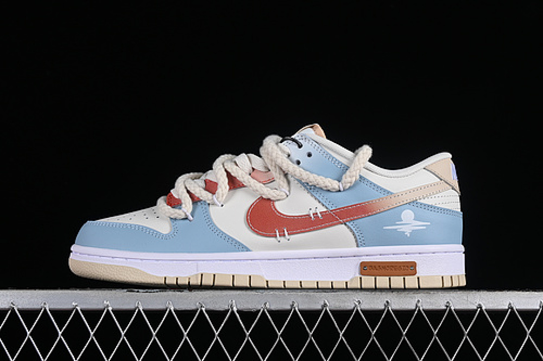 Nike DUNK LOW SB BLUE/WHITE/BROWN · DV0831-003, photo 1