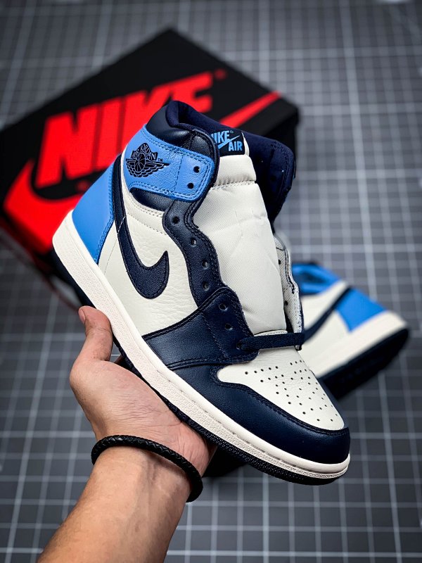 Jordan AIR Jordan 1 RETRO HIGH UNC LEATHER OBSIDIAN/UNIVERSITY BLUE · 555088-140, photo 1