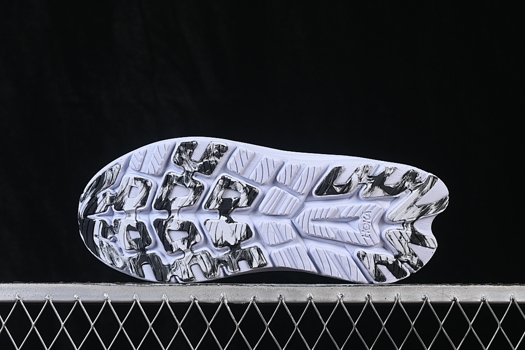 Hoka [1123163-BWHT]-[HOKA ONE RUNNING SHOES BLACK/WHITE]-[WOMAN:36-39]-[MAN:40-46] - Image 15