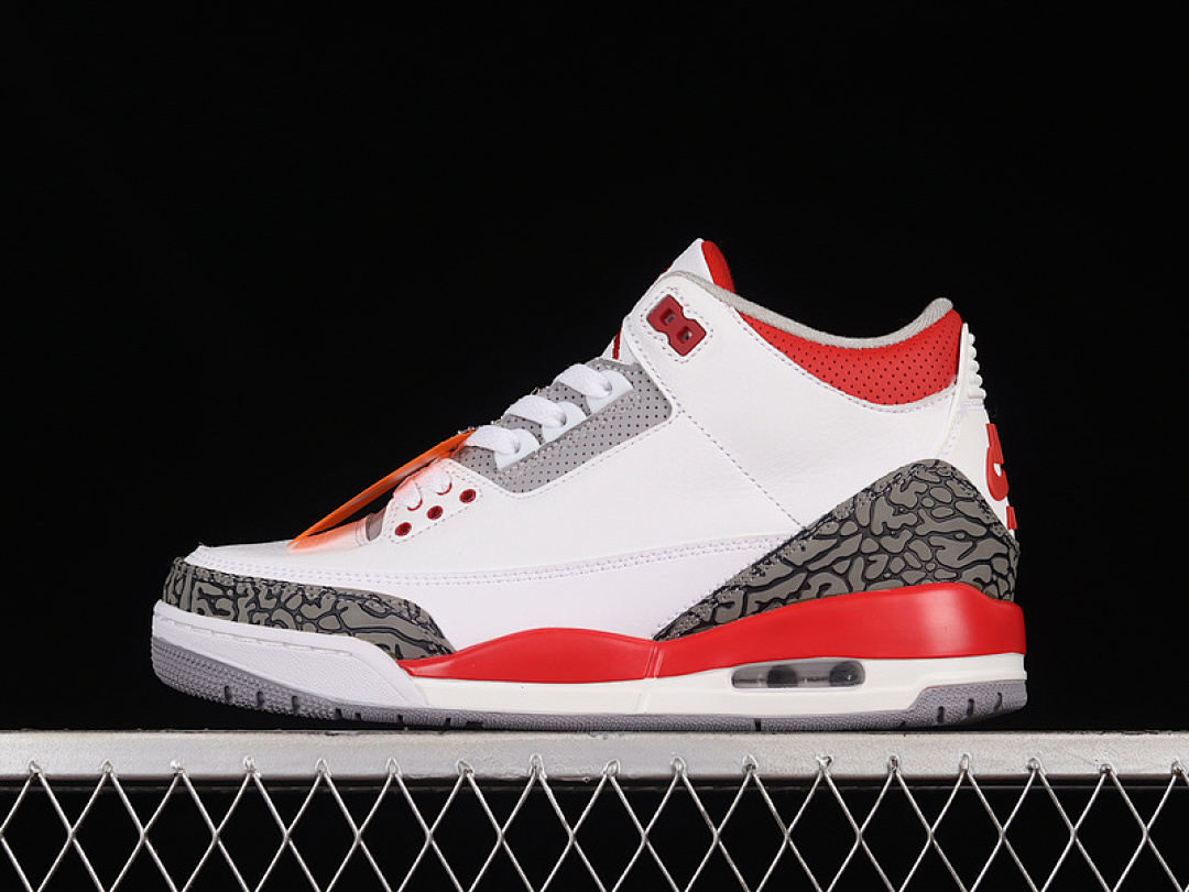 Jordan AIR Jordan 3 RETRO FIRE RED 2022 WHITE/FIRE RED/CEMENT GREY/BLACK · DN3707-160, photo 1