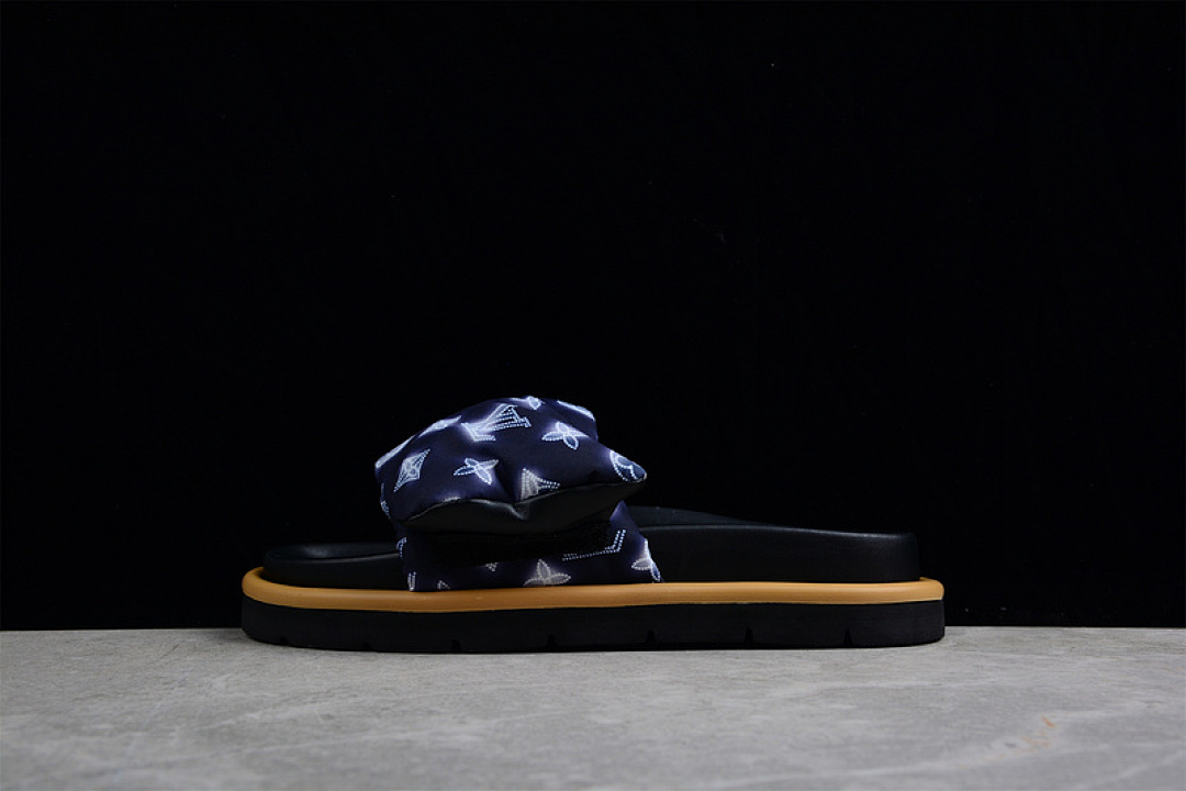 Louis Vuitton Louis Vuitton [L*V FRONTROW SNEAKERS BLACK/NAVY BLUE/BLACK]-[WOMAN:35-39]-[MAN:40-42], photo 1