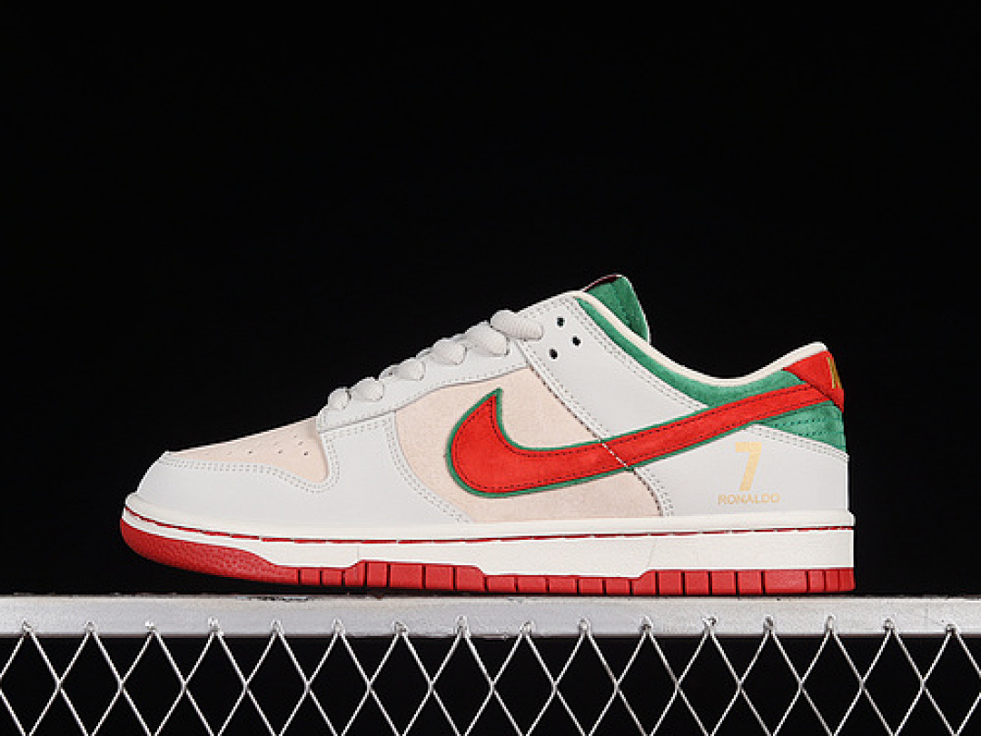 Unbranded [PT2022-885]-[SB DUNK LOW WHITE/RED/GREEN/YELLOW]-[WOMAN:36-39]-[MAN:40-46], photo 1