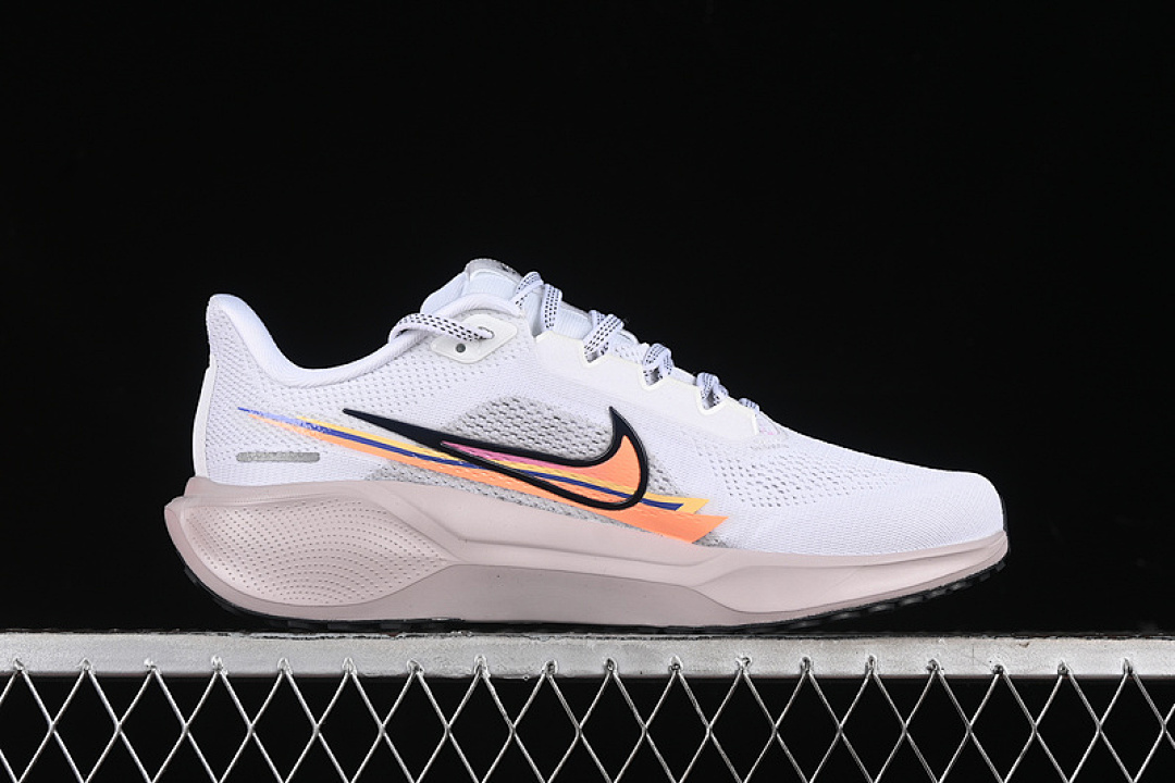 Nike [FV9526-900]-[AIR ZOOM PEGASUS 41 WHITE/GREY/ORANGE]-[MAN:39-45] - Image 2
