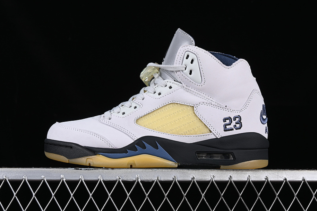 Jordan [FZ5758-004]-[A MA MANIERE AIR JORDAN 5 RETRO PHOTON DUST WHITE/BLUE]-[MAN:40-47.5], photo 1