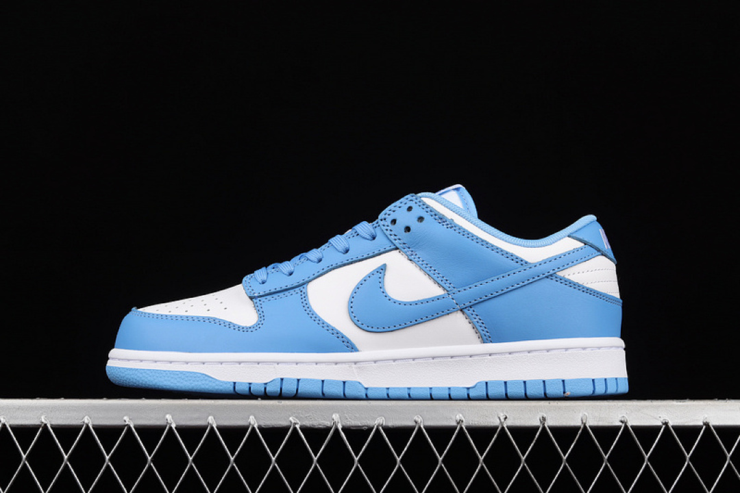 Unbranded [DD1391-102]-[DUNK LOW SB WHITE/UNIVERSITY BLUE/WHITE]-[WOMAN:36-39]-[MAN:40-47.5], photo 1