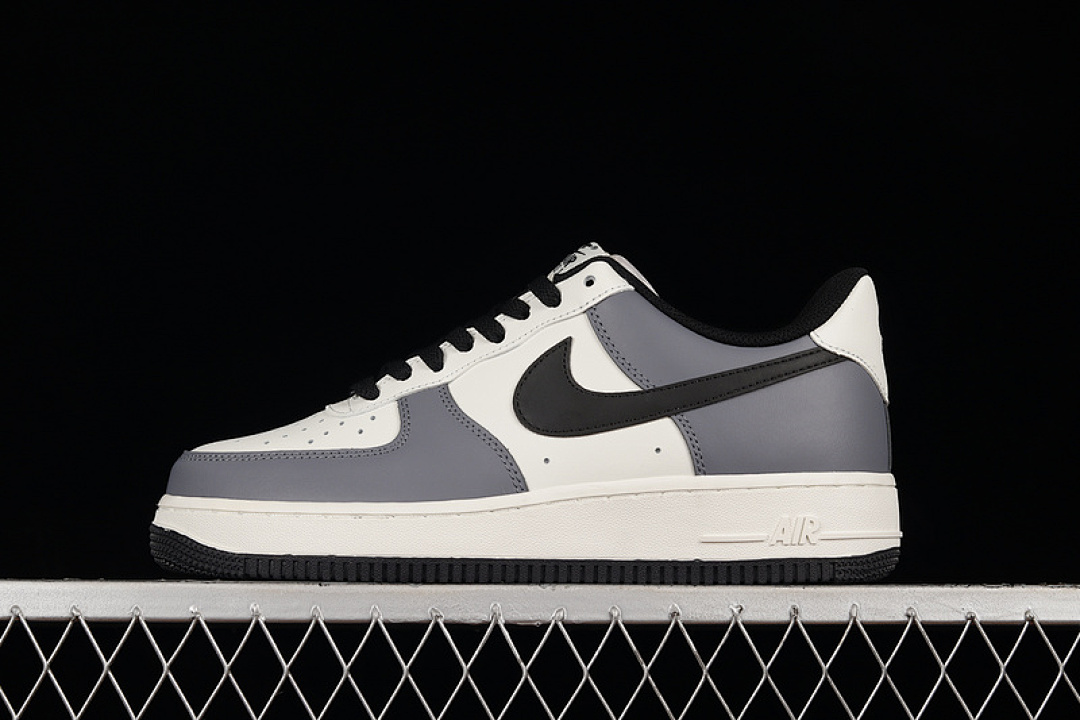 Nike [DD3063-608]-[AIR FORCE 1 LOW 07 BEIGE/CARBON GRAY/BLACK]-[WOMAN:36-39]-[MAN:40-45], photo 1