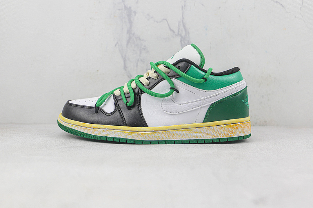 Jordan [553560-129]-[AIR JORDAN 1 LOW GS WHITE/STADIUM GREEN/LUCKY GREEN/BLACK]-[UNSIEX:36-46], photo 1