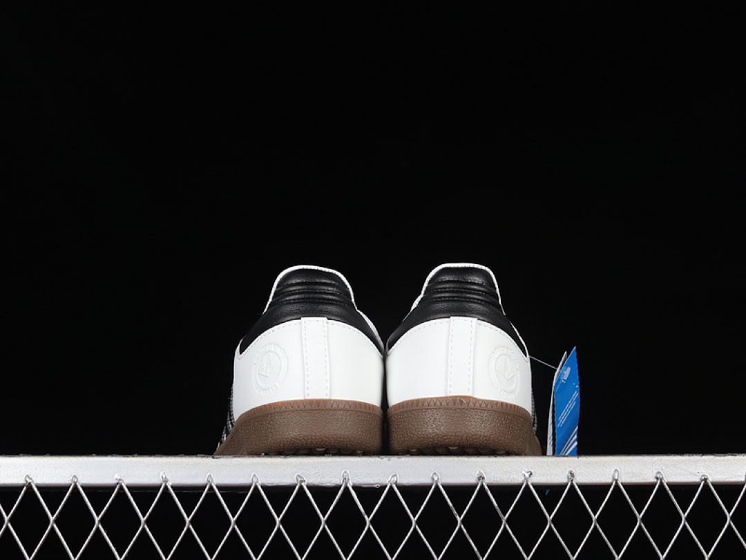 Adidas [FW2427]-[SAMBA VEGAN SHOES CLOUD WHITE/CORE BLACK/GUM]-[WOMAN:36-39]-[MAN:40-45] - Image 13