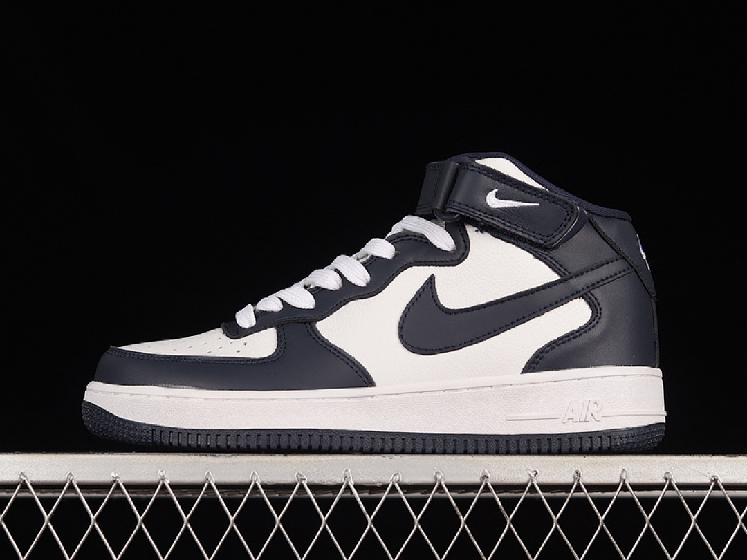 Nike Nike AIR FORCE 1 MID 07 BLACK/WHITE/DARK BLUE · QH2258-058, photo 1