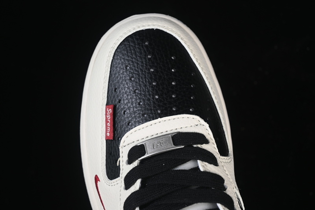 Nike [XD2588-610]-[AIR FORCE 1 07 LOW CASUAL SNEAKERS BLACK/WHITE/RED]-[WOMAN:36-39]-[MAN:40-45] - Image 9