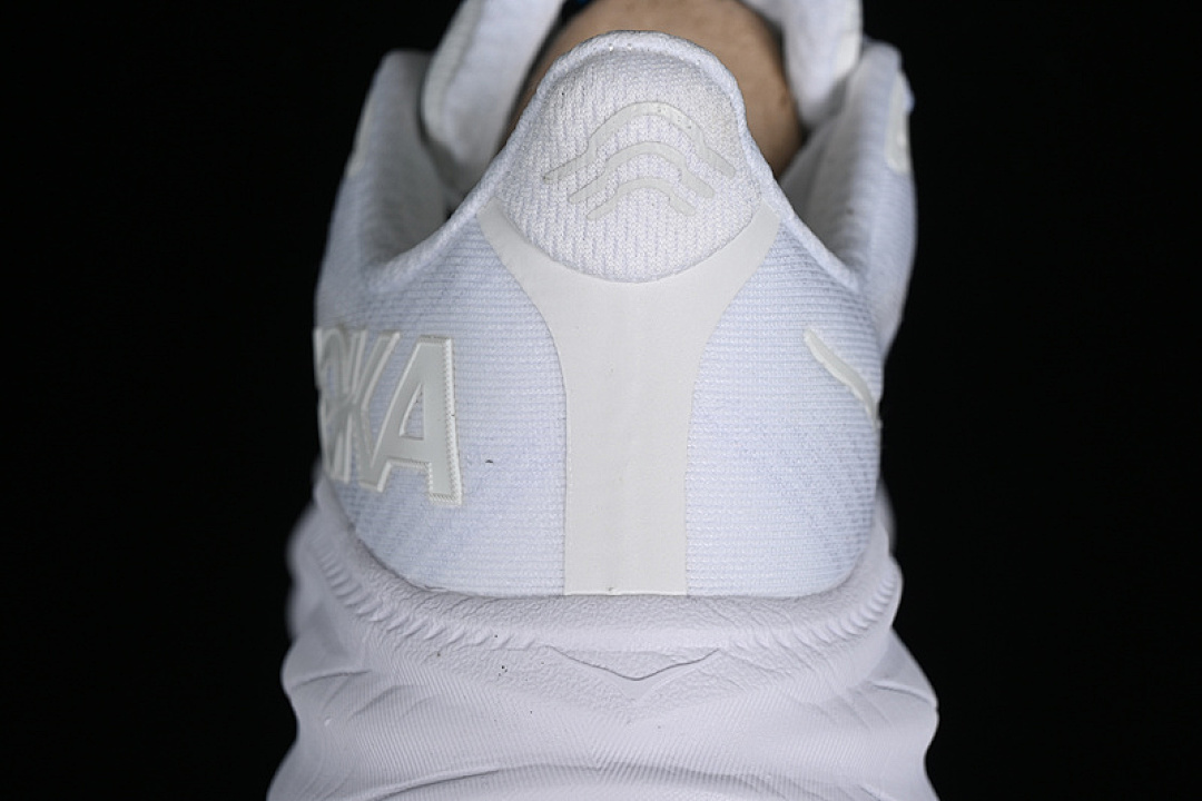 On Running [1127952 WWH]-[HOKA ONE BONDI 8 WHITE/GREY]-[WOMAN:36-39]-[MAN:40-45] - Image 7