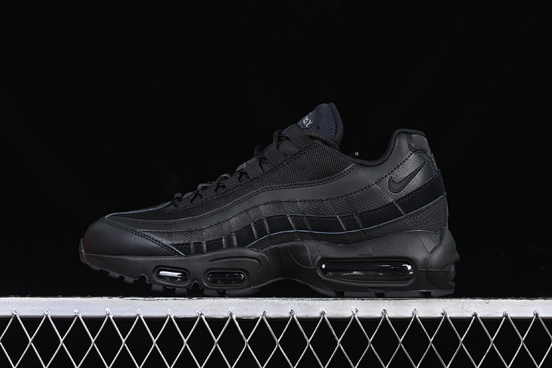 Unbranded [CI3705-001]-[AIR MAX 95 ESSENTIAL BLACK/DARK GREY/BLACK]-[MAN:40-48.5], photo 1