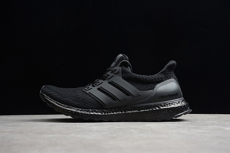 ULTRA BOOST 4.0 SHOES CORE BLACK/CORE BLACK · BB6171, photo 1