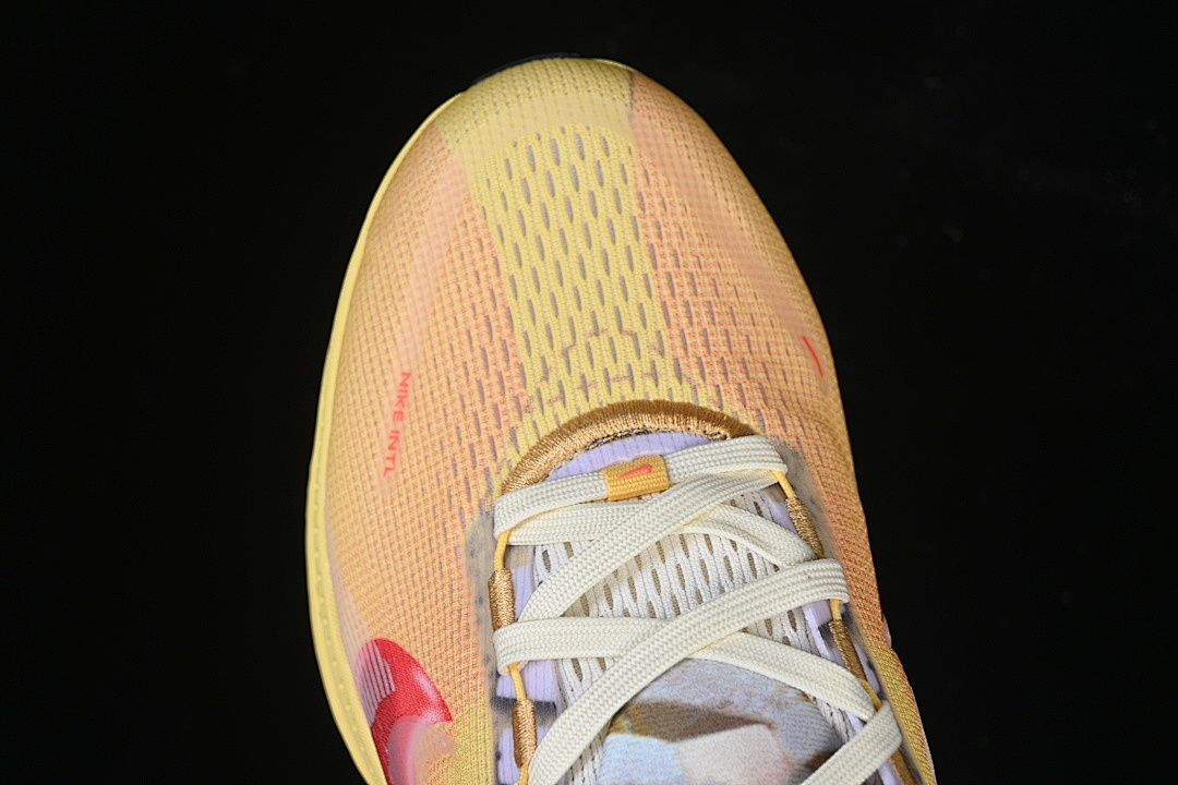 Nike [IH3576-999]-[AIR ZOOM VOMERO 18 CASUAL RUNNING SHOES RED/YELLOW]-[WOMAN:36-39]-[MAN:40-46] - Image 9